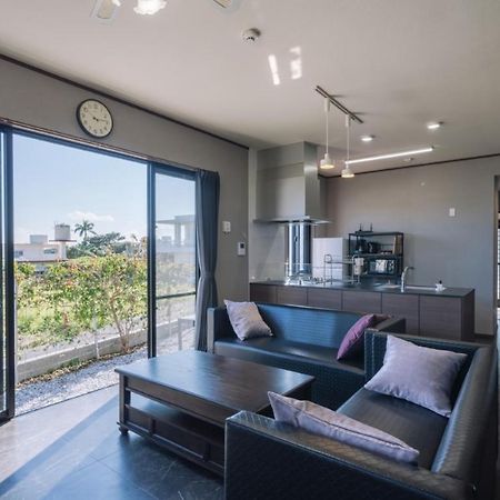 プライベートハウス ぅーじ家 Villa Yaese Exteriör bild